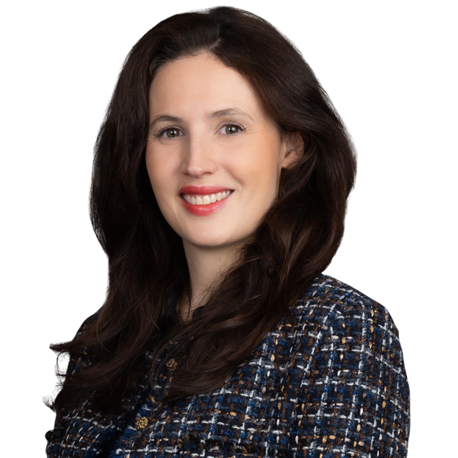Caroline Ruzici | Apax Partners